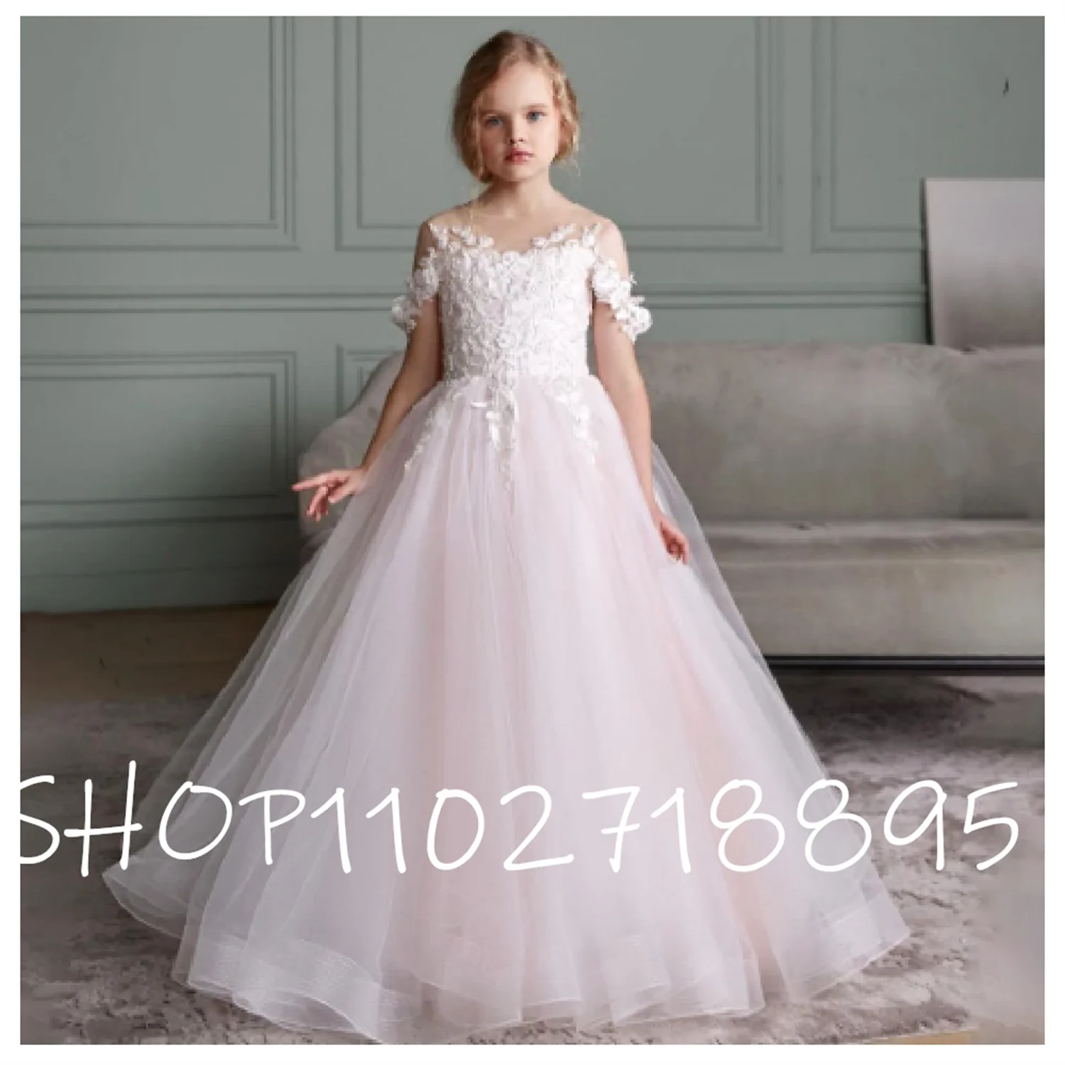 

Flower Girl Dresses Lace Kids First Communion Dresses Crystal Pearls Belt Princess Wedding Party New Year2023 Children's Gift