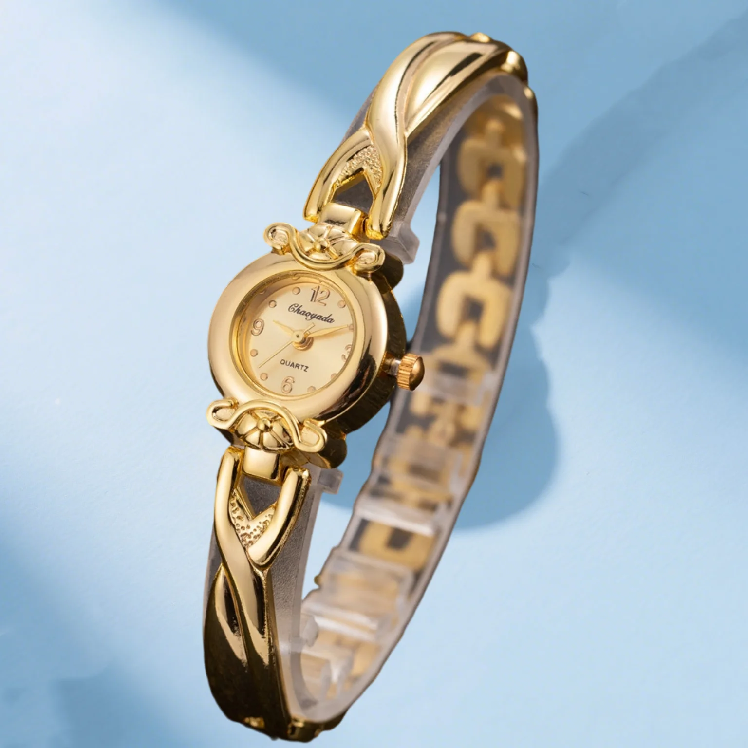 Luxury Gold Plated Women's Wristwatch Fashion Small Dial Analog Quartz Watch for Woman Elegant Retro Ladies Clock Gift Montre