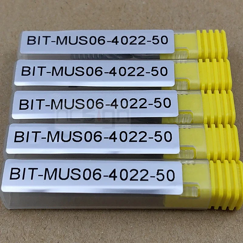 

Фрезы ESKO Kongsberg для фрезерования и фрезерования 6 мм BIT-MUS06-4022-50 г 42443572