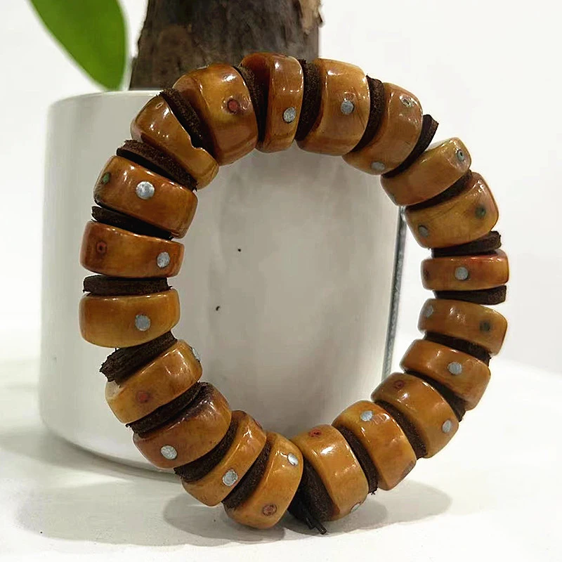 

Buddhist bead bracelet with cow bone inlay, men's Tibetan style, fashionable and versatile