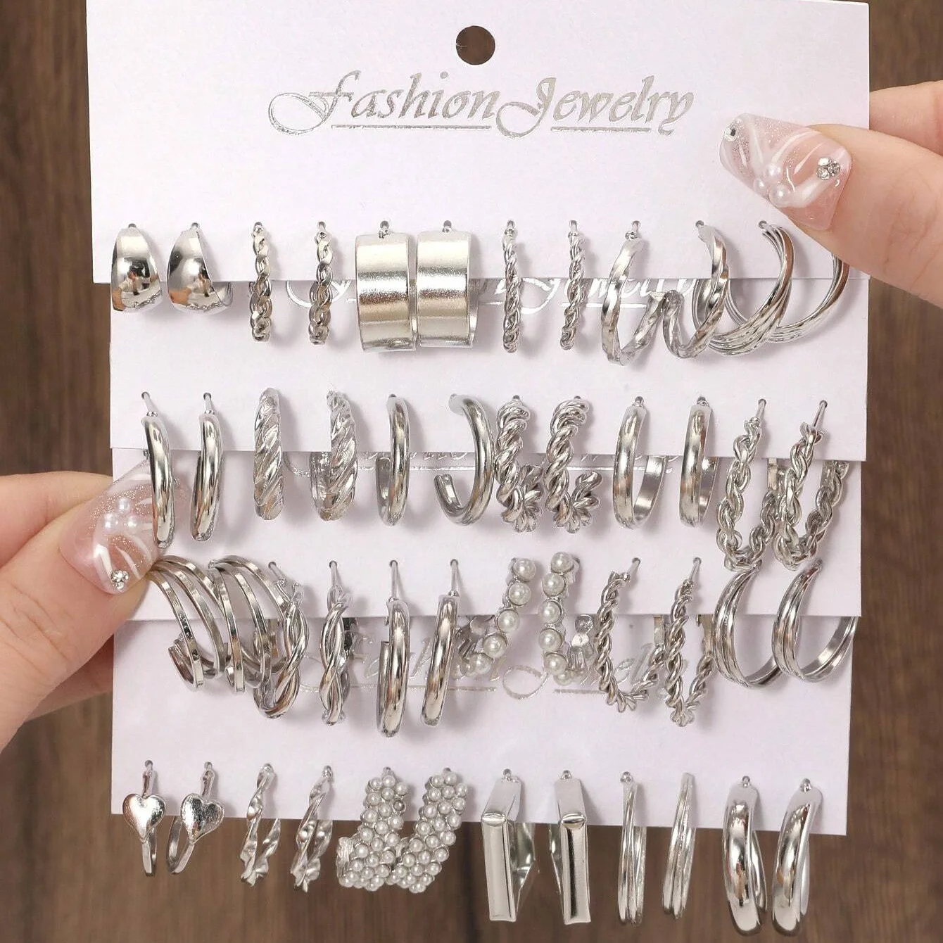 48Pcs/Set Of Fashion Earrings With Various Elements Such As Butterfly, Heart-Shaped, Faux Pearl, Rhinestone, Geometric Design