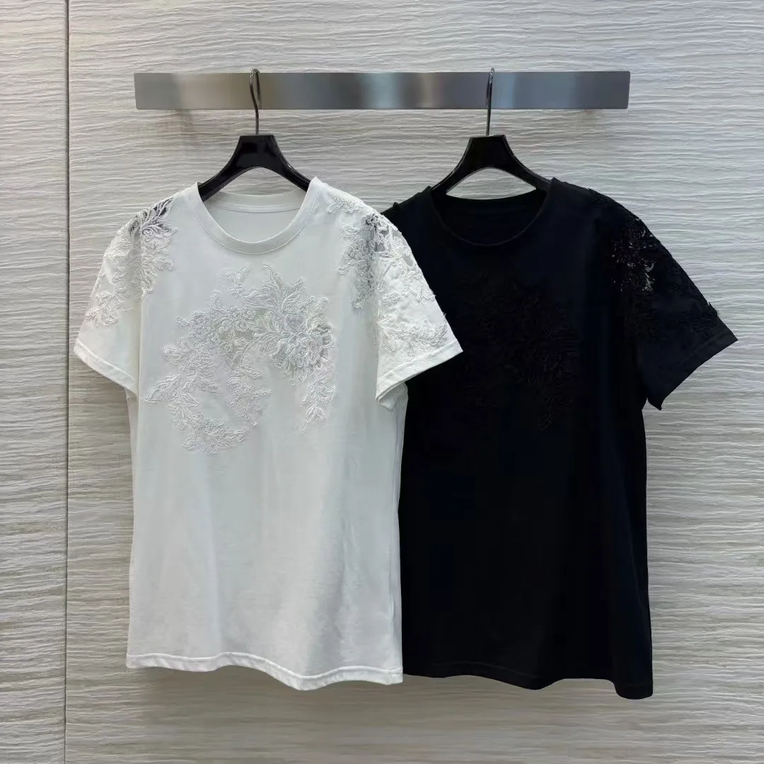 New Women's Versatile Lace Splicing T-shirt