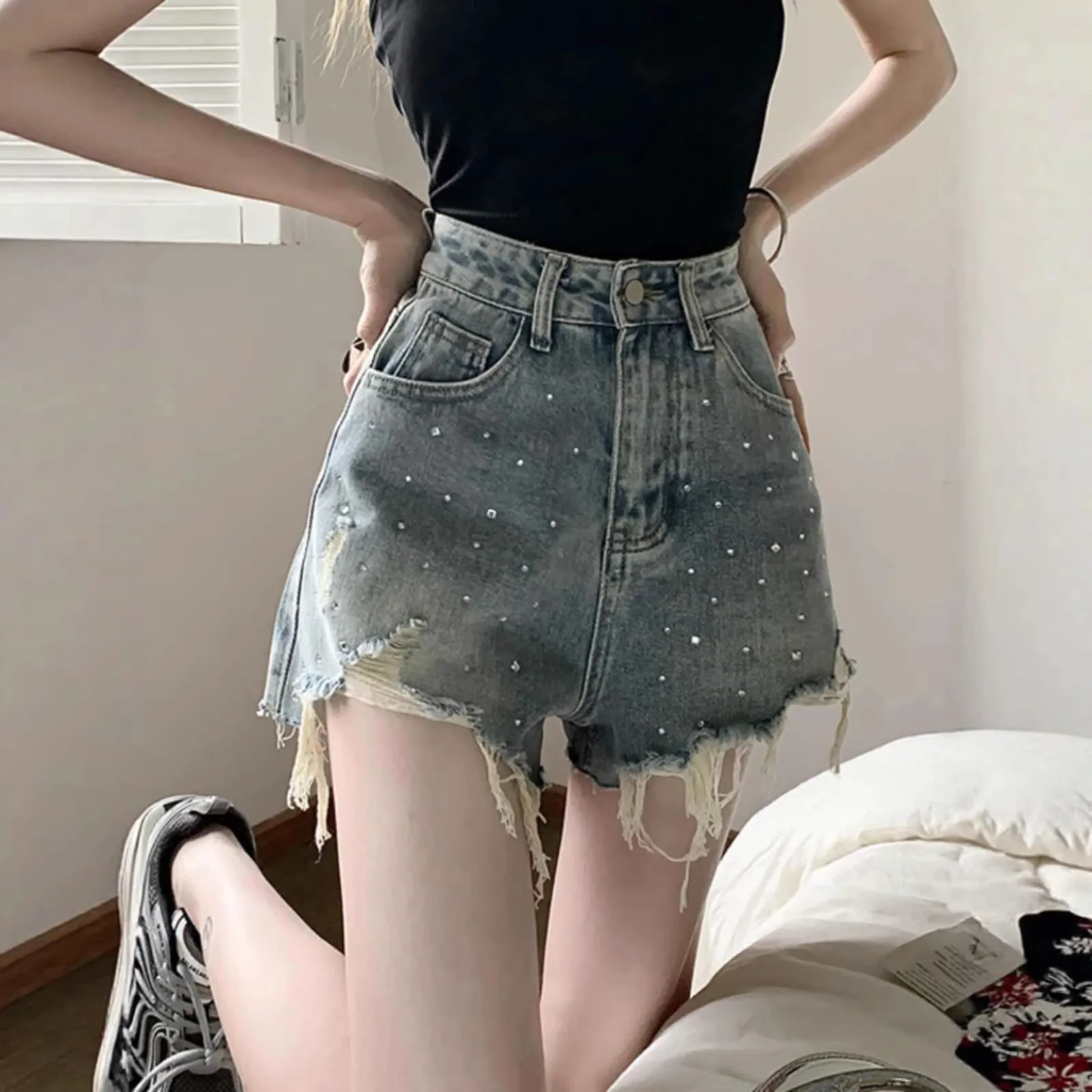 Spice Girl Hot Drilling Ripped High Waist Denim Shorts Women's Hot High Waist A-shaped Wide Leg Hot Pants