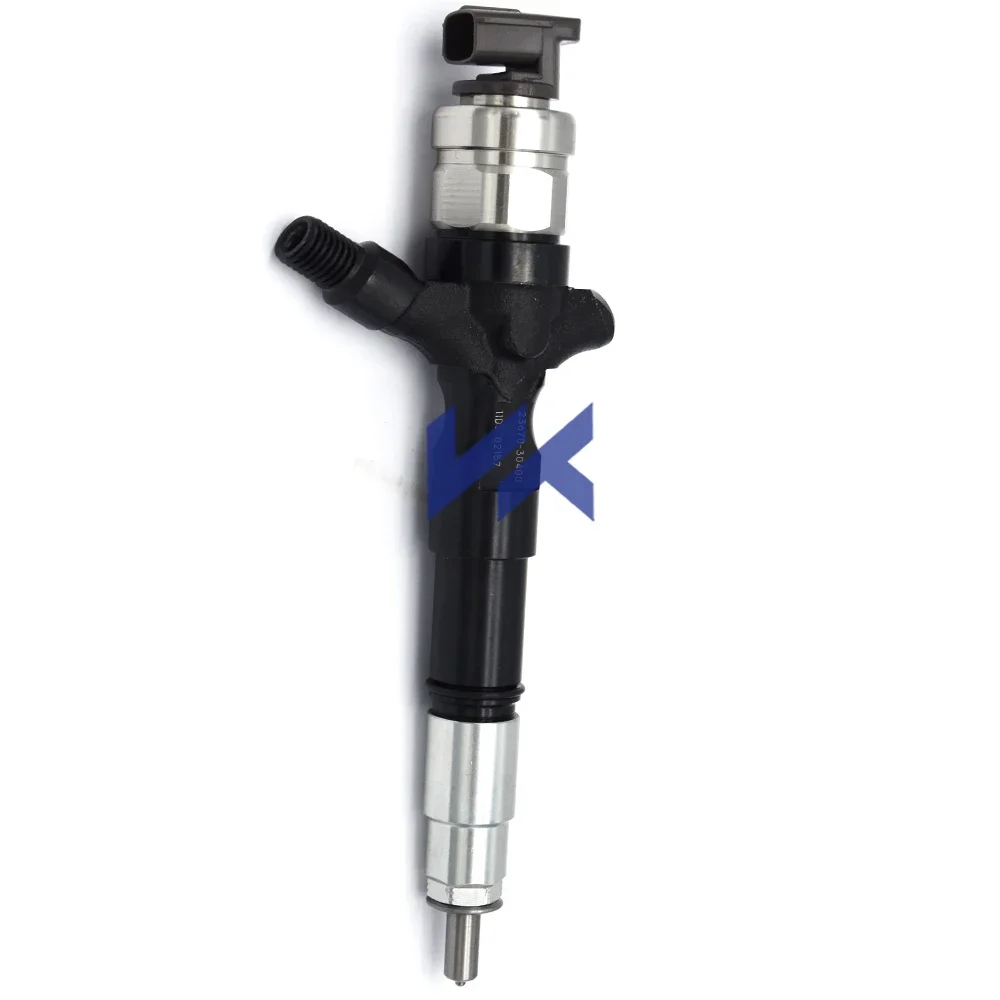 High Quality Diesel Common Rail Fuel Injector 23670-30300 For Toyota Hilux 2.5D-4D 2004 2KD-FTV Injector