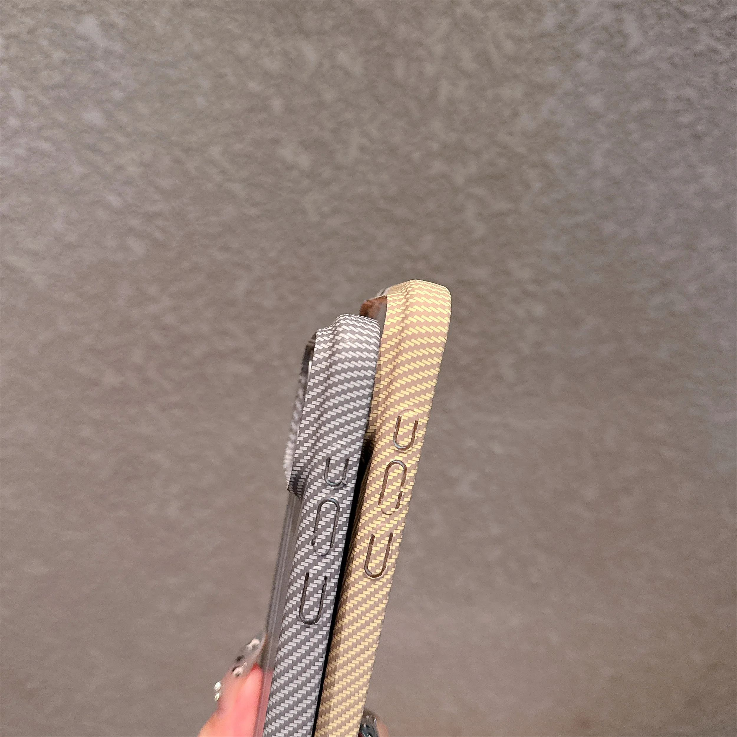 Große Kong Kevlar Carbonfaser-Streifentextur Harte PC-Hülle für iPhone 18 17 Air 16 15 14 Plus 13 12 Pro Max 11 Stoßfeste Abdeckung – Detail 2
