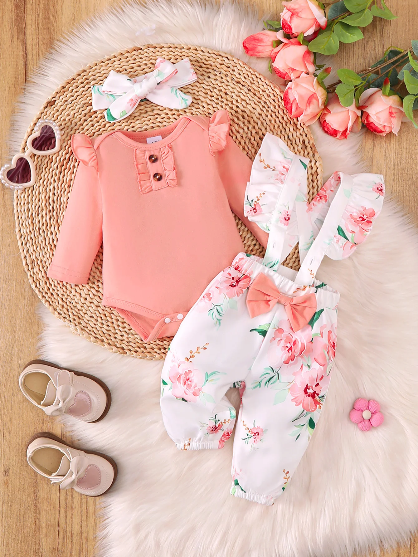 Autumn Cute Versatile Outdoor Casual Floral Pattern Long-Sleeve Romper with Suspenders and Headband, Suitable for Baby Girls Aged 1~18 Months