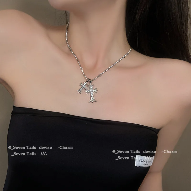 Fashion Sparkling Crystal Zircon Cross Pendant Necklace Ladies Girl Exquisite Zircon Thin Chain Necklace Teen Party Jewelry Gift