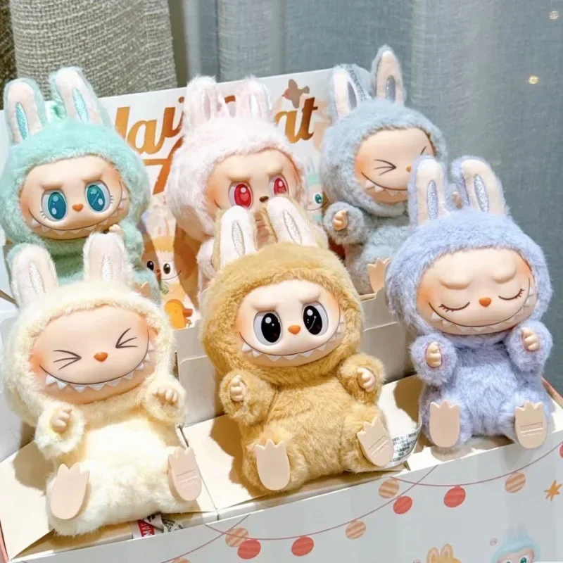 อะนิเมะร้อนรูป Labubu มีที่นั่ง Series PVC จี้ตุ๊กตา Kawaii มอนสเตอร์กล่องตาบอดของขวัญ Labubu Macaron 2