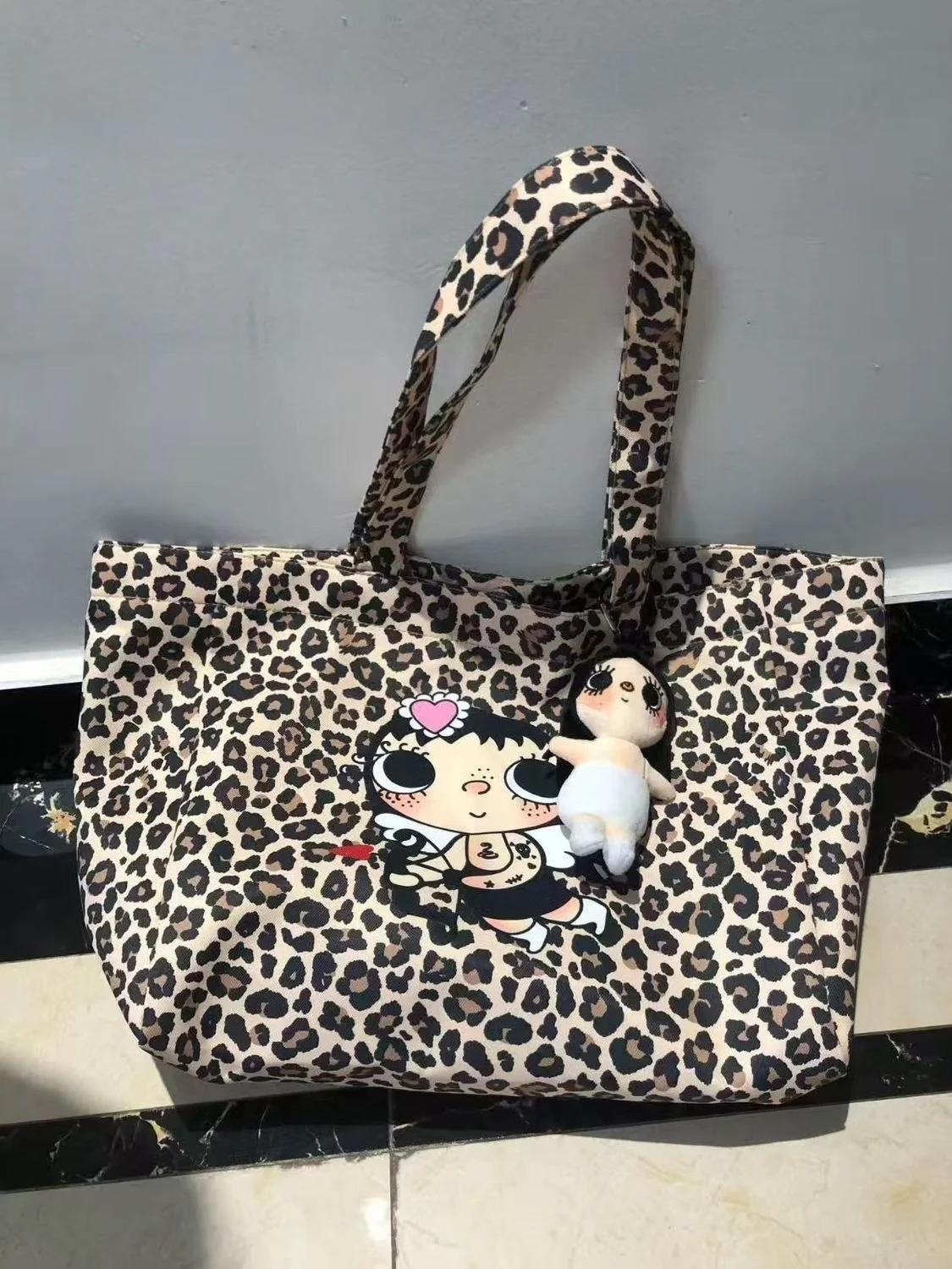 WTAII Leopard Print Women's Tote Bag Korean Style Single Shoulder Commuter Bag Fashionable Casual Limited Edition