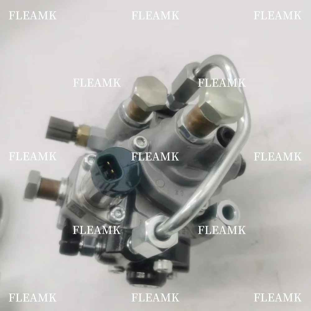 High Quality Diesel Common Rail Fuel Injection Pump 294000-1120 294000-1122 294000-1121 8-98081771-2