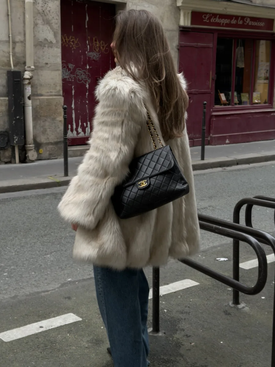 IG 2026 New Women Wide Lapel Faux Fur Mid Length Coat Drop Shoulder Long Sleeve Gradient Beige Shaggy Fluffy Warm Winter