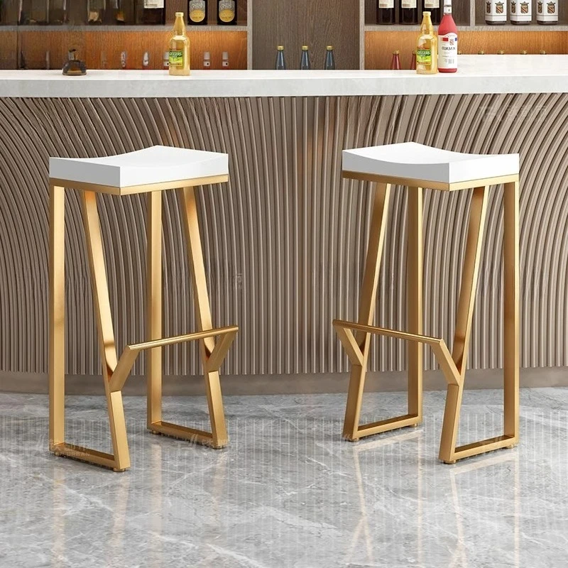 

Nordic Solid Wood Bar Stool Modern Vintage Counter Stool Multi-Scenario Kitchen Island/Home Bar/Salon Stool High Seat Design