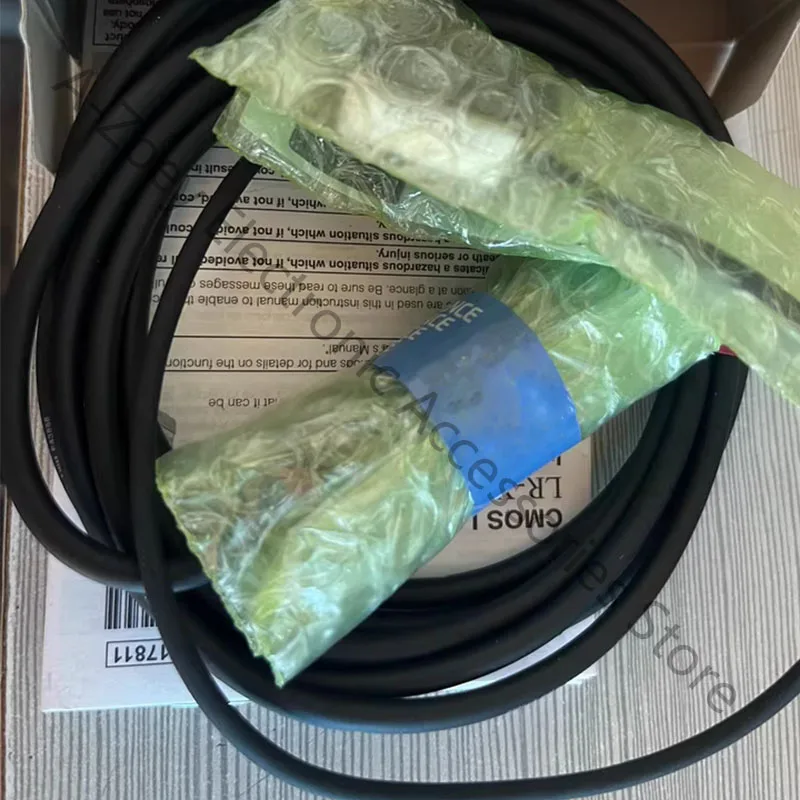 Brand New Original LR-X50 Laser Sensor Standard Type Cable Type (Detection Distance: 50 mm) LRX50