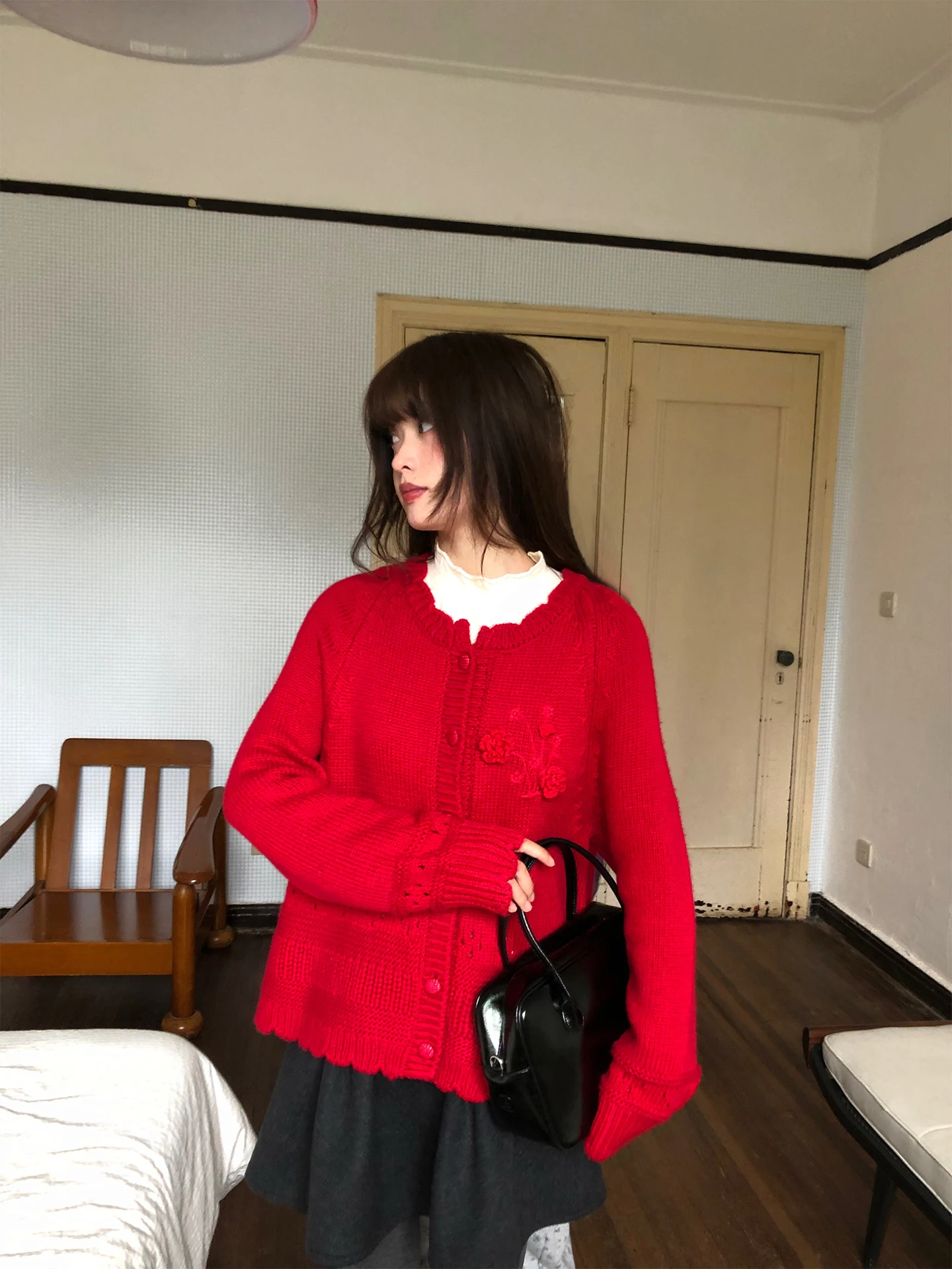 

Красный круглый винтажный вязаный крючком свитер-пальто ручной работы для женщин, мягкий вязаный ретро-кардиган, модная женская вязаная одежда Зима 2025