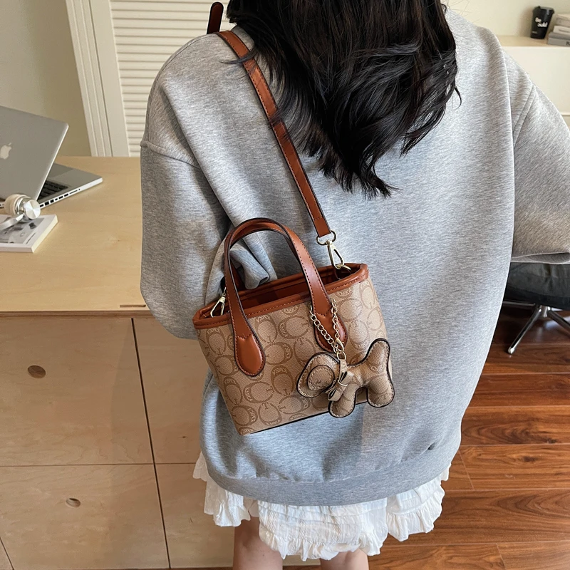 

Дизайнерская роскошная кожаная сумка через плечо для женщин, сумка-мессенджер, элегантная классическая сумка-тоут с ремешком через плечо