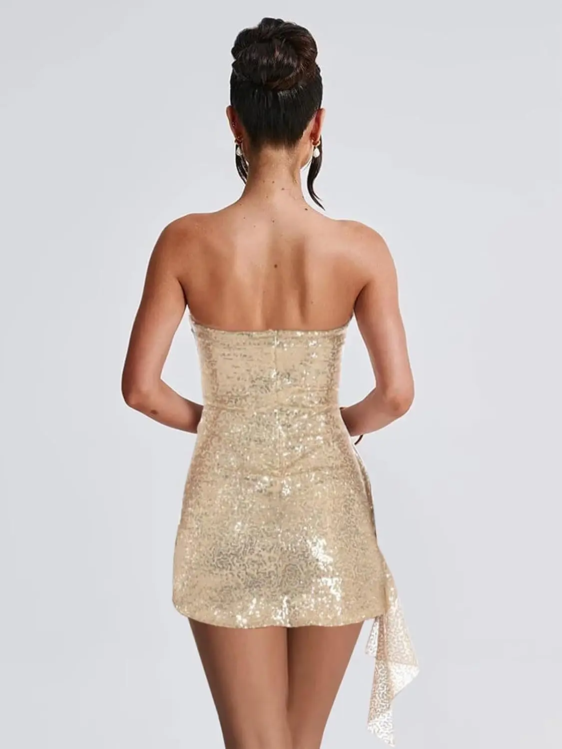 Glitzernde Pailletten-Abiballkleider für Teenager, kurzes, trägerloses, enges Mini-Cocktailpartykleid mit Rüschen und Abendkleidern