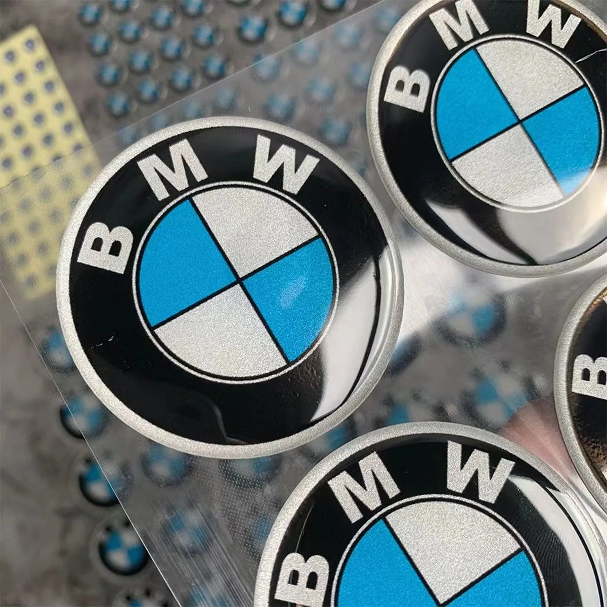 2pcs 40/50/60MM Car Wheel Hub Cap Center Sticker Emblem Auto Badge Decal Accessories For BMW G30 F02 E46 G28 F10 F30 E60 E90 G20 view 2
