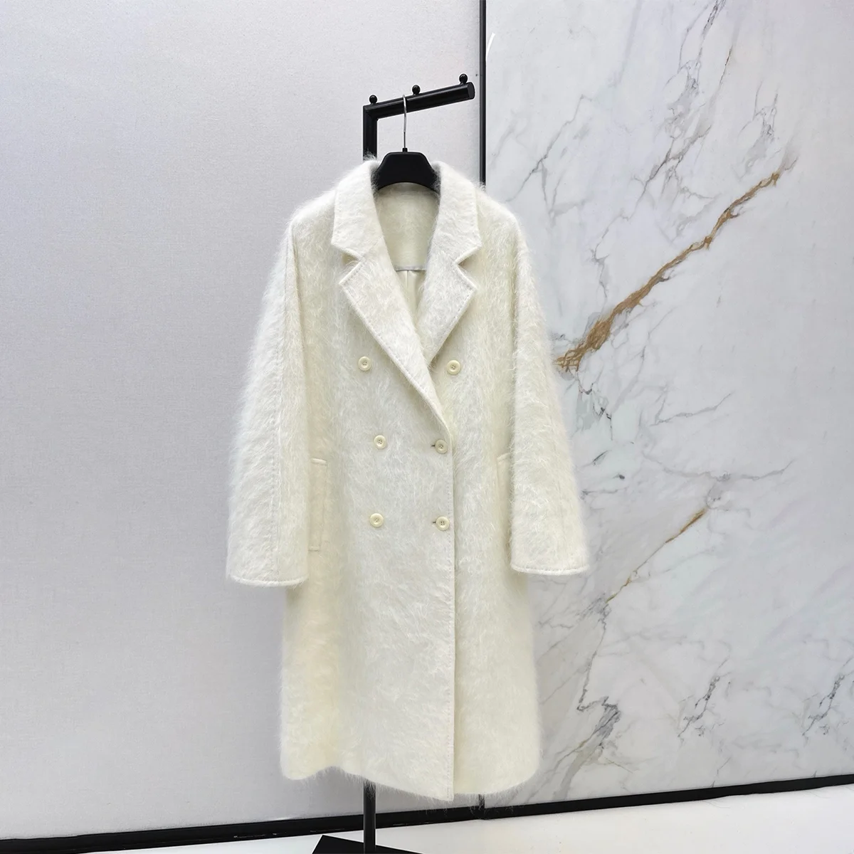2026 high-quality women's beige long woolen coat--hb810
