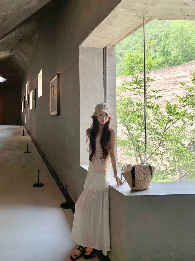 

BBen Carved Flower Art Museum Kimono Cotton Svel Top Women Summer 2025 New Sle Hand Hooked Hollow out Loose Fit V-Ne