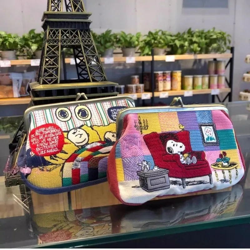 2026 New Snoopy Kawaii High Beauty Embroidered Zero Wallet Cartoon Portable Mini Storage Bag Couple's Day Gift