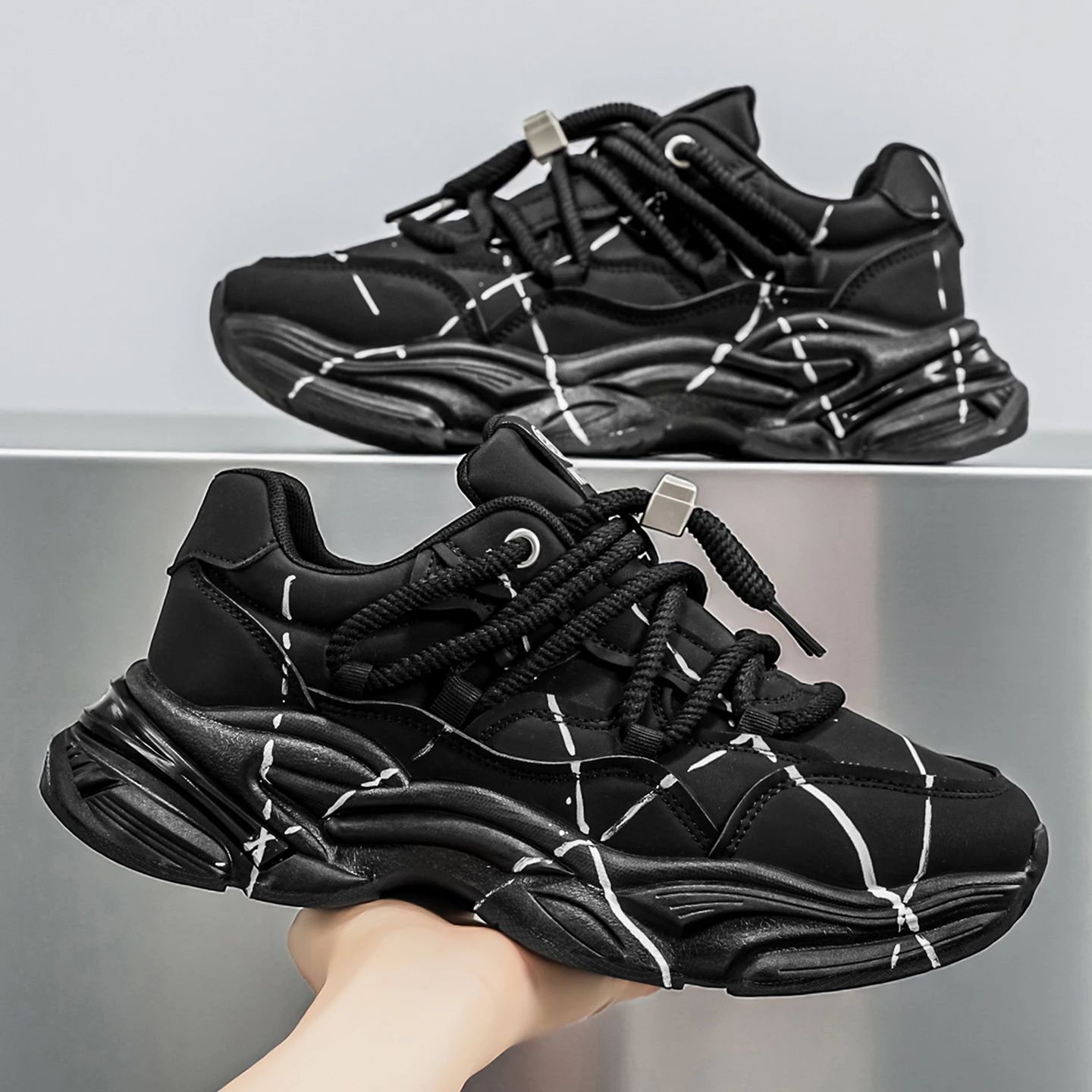 

Men's Fashion Thick Sole Platform Dad Shoes Leather Casual Sneakers Outdoor Non‑Slip Wear‑Resistant Fashion Running Shoes