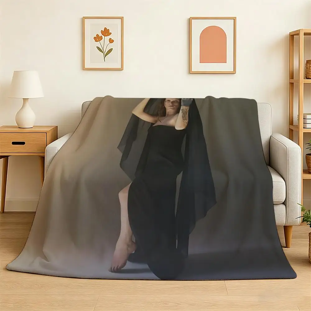 Singer Ethel Cain Music Album Throw 240g Flannel Blanket Lightweight Soft Skin-friendly Summer Thin Throw Blanket