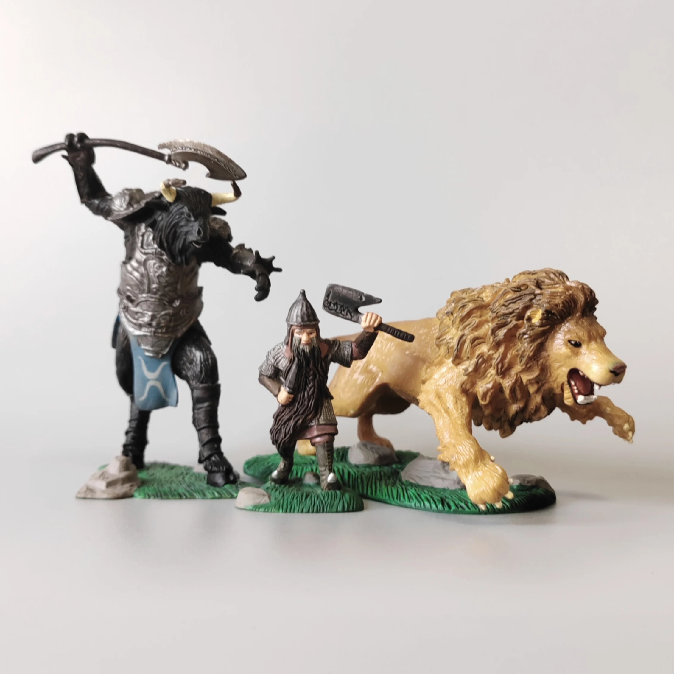 ナルニア国物語 NARNIA ワードローブ ミニチュア レプリカ フィギュア Disney Movie The Chronicles of Narnia Funny Aslan Dwarfs Trumpkin
