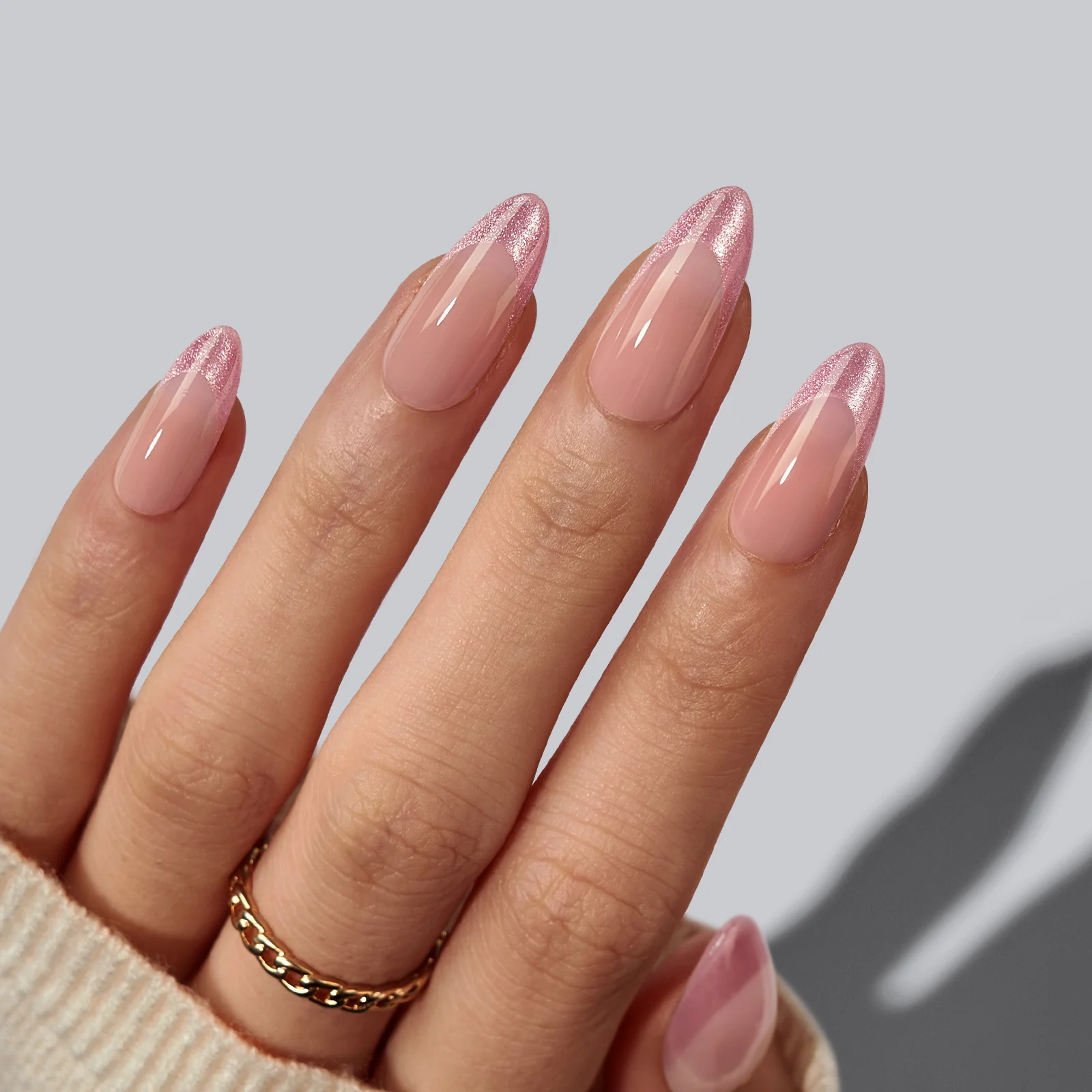 

Ladies' Favorite：Pink Eye French Tip Press on Nails Wholesale Soft Gel Medium Almond French Artifici