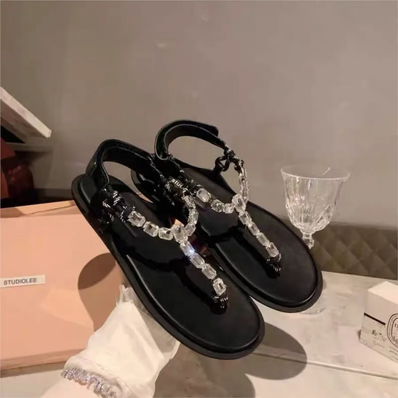 2024 Europe and the United States summer new sparkling rhineshew flat bottom knot double toe flip-flops woman