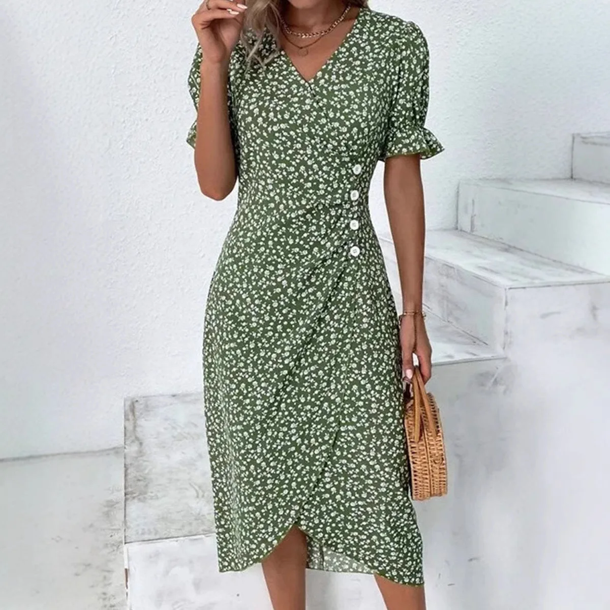 

V-neck floral hem irregular print dress fashionable simple luxury temperament elegant high-end holiday style party dress