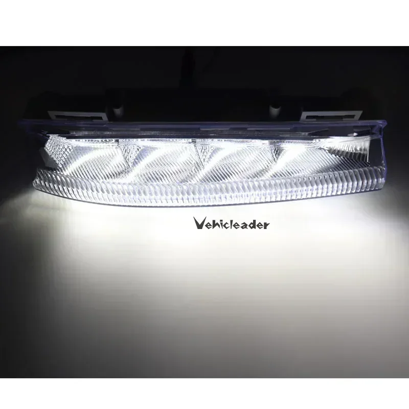 Car Front LED DRL Daytime Running light Fog Lamp For Mercedes-Benz W204 W212 C250 C280 C350 E350 A2049068900 A2049069000