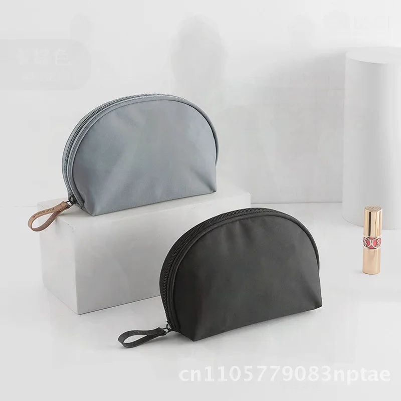 

Large Capacity Multi-Function Cosmetic Bag Solid Color Portable Travel Toiletry Storage Bag with Zipper