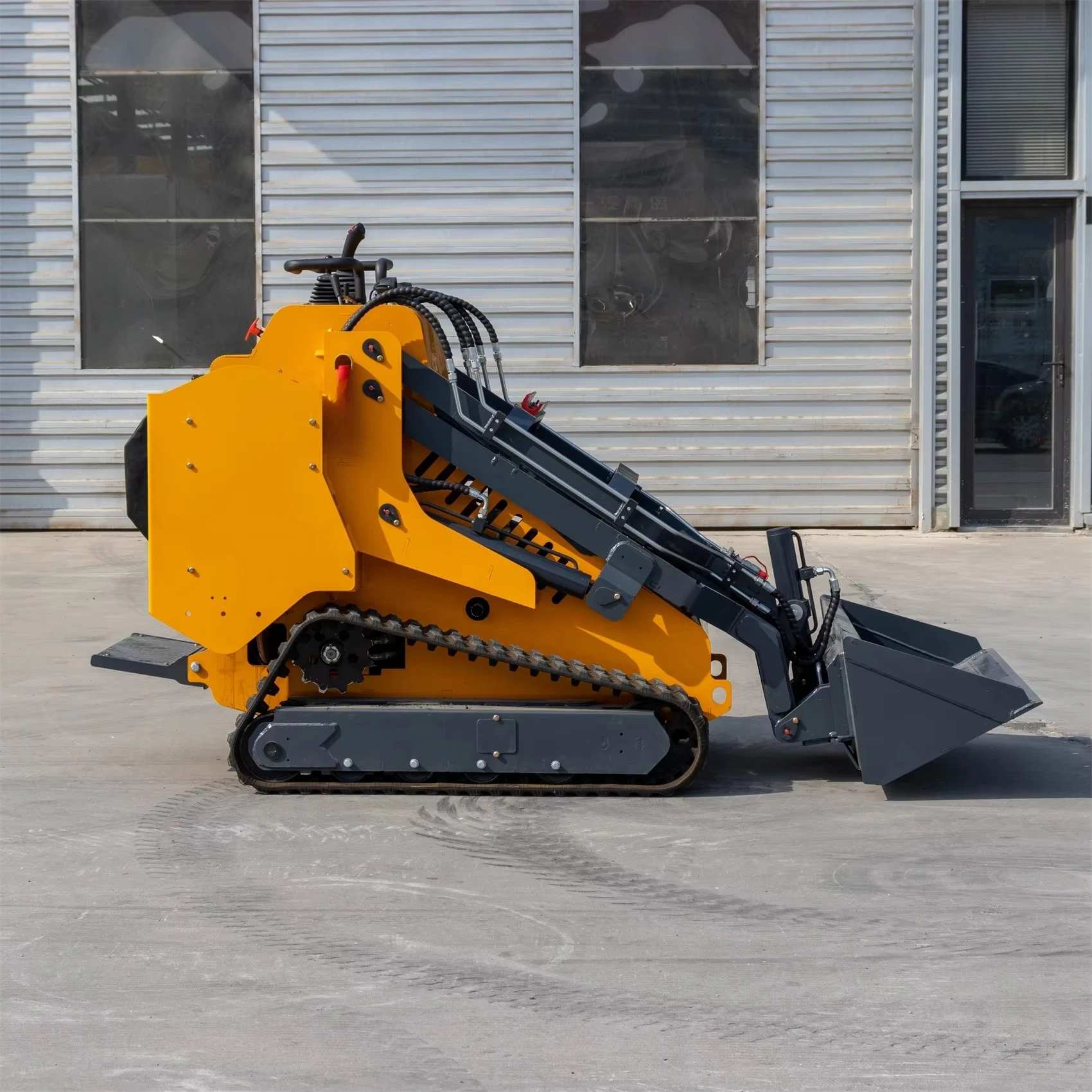 Mini-Lader, Kompaktlader mit Ketten-Schneefräse, Rasenmäher, Brecher, Hammer, Erdbewegungsmaschinen, Mini-Kompaktlader