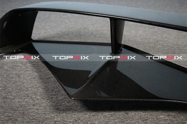 Real Carbon Fiber rear spoiler with fit for Mitsubishi Lancer Evolution IV