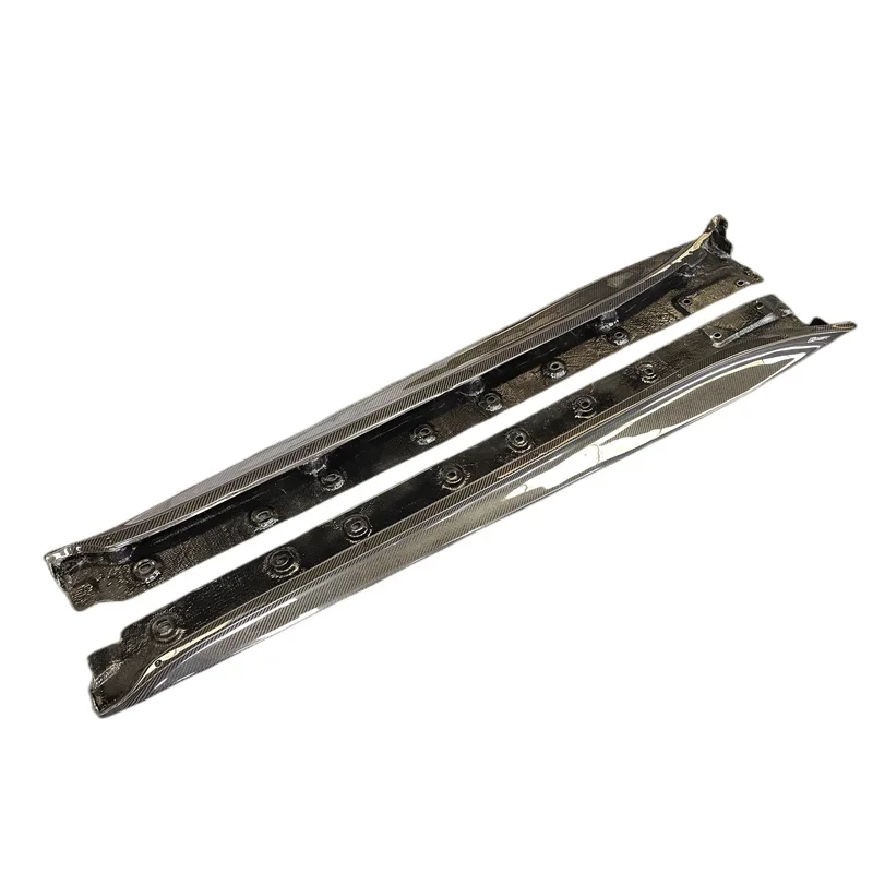 Saia lateral de carbono estilo GT3 para Porsche 911 992