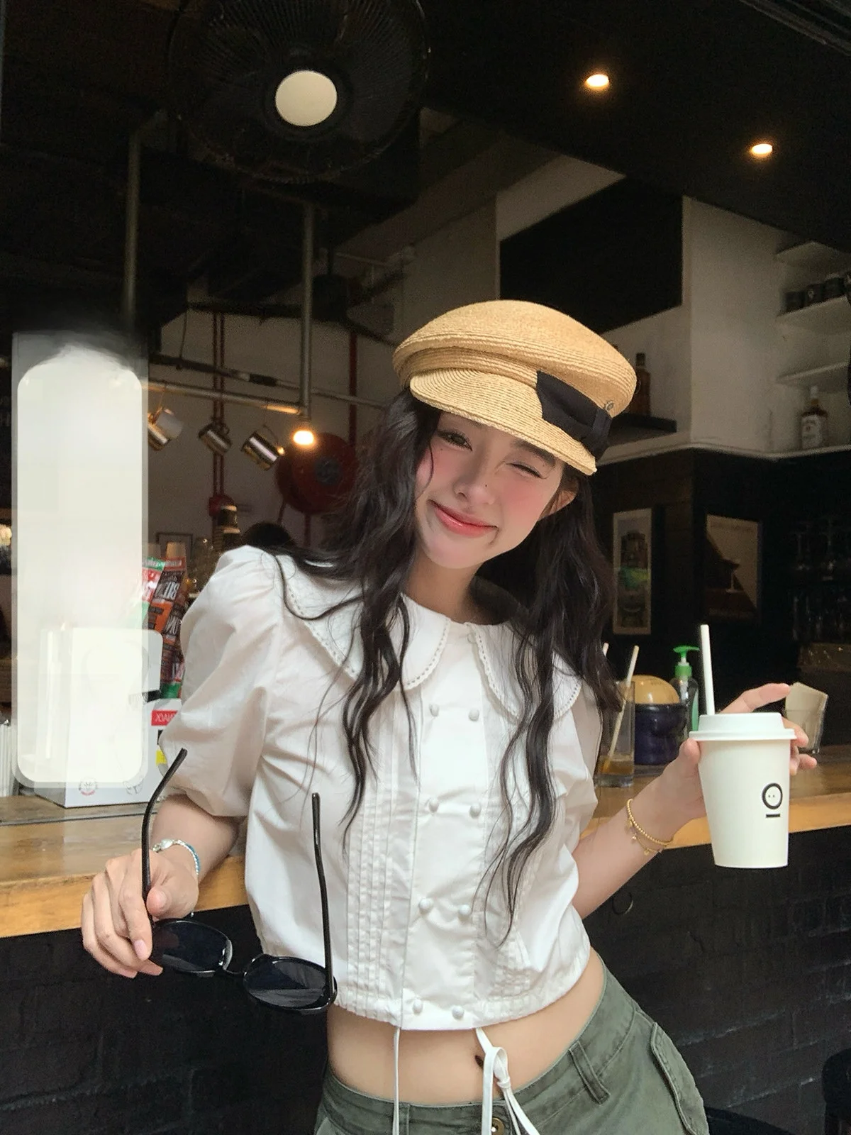 

Женская короткая рубашка Sinbounboun Sweet Style из смесового хлопка и полиэстера с поясом на талии, открытым воротником-стойкой и рукавом до локтя, дышащая, S...