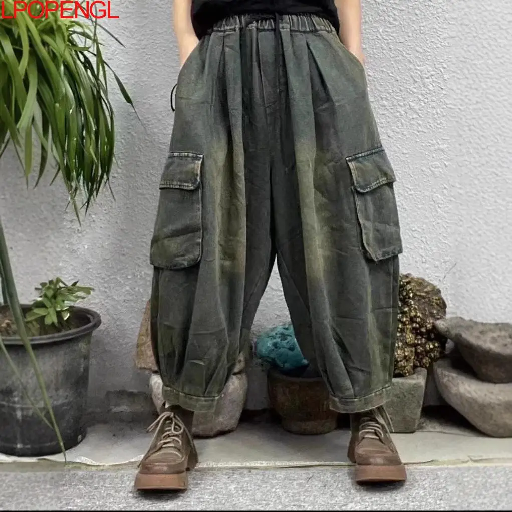 Woman 2025 Spring New Vintage Distressed Washed Frayed White Large Pocket Denim Bloomers Streetwear Straight Loose Cargo Pants