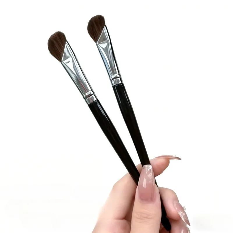 Brosse d'ombre de nez 3D, bâton de contour, tête douce, Blush, surligneur, outil de maquillage pour femmes