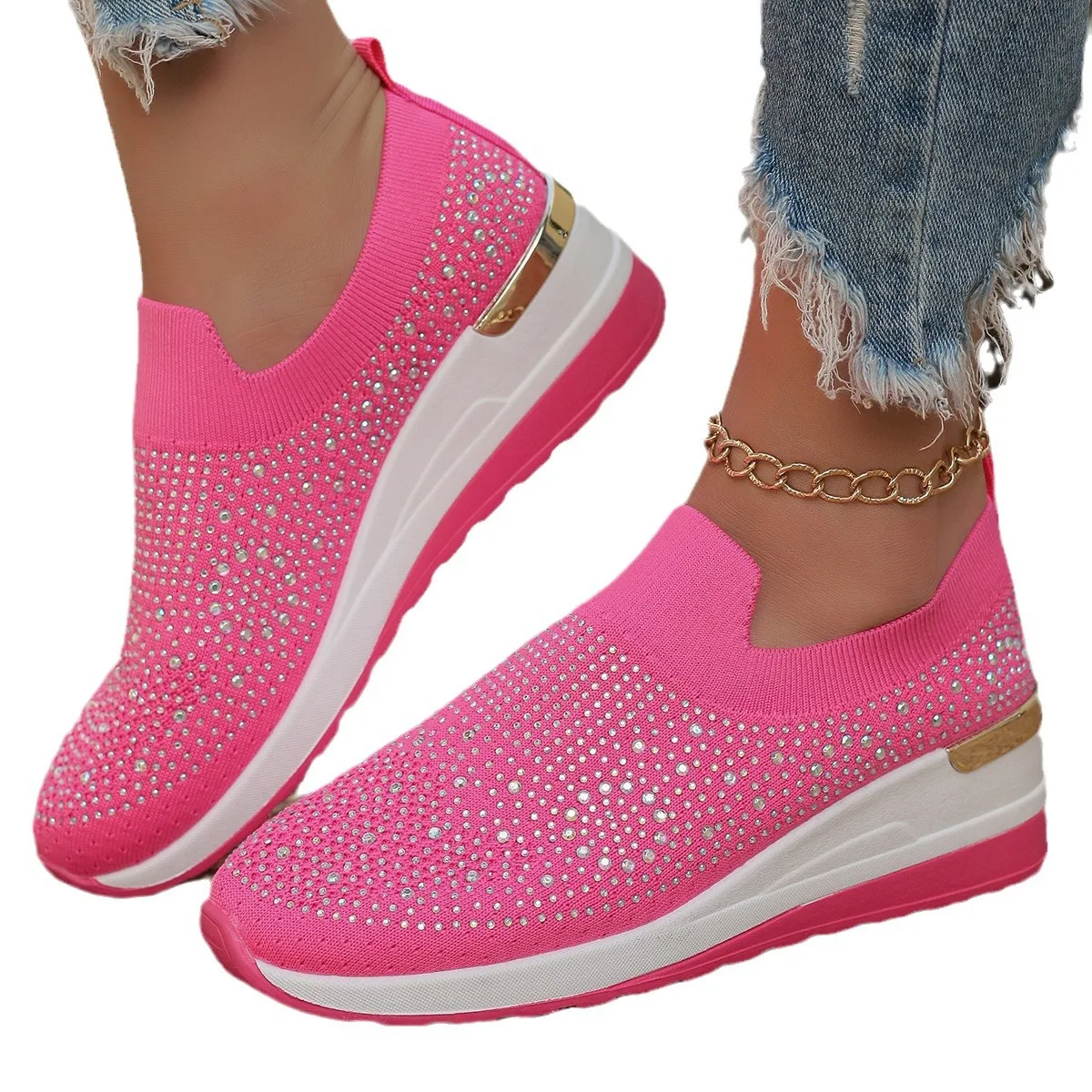 Sneakers Casual con strass arancioni scarpe leggere da donna con zeppa traspirante Slip On 2024 nuove comode scarpe sportive in Mesh primaverile