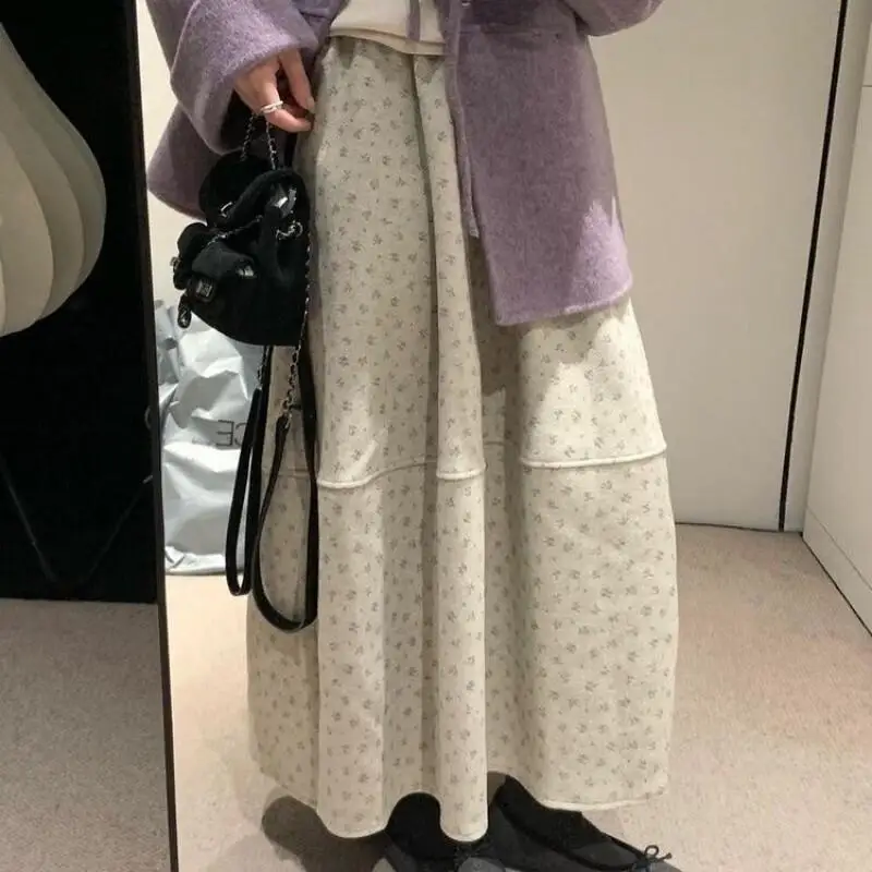 

Women's Skirt Autumn and Winter Floral Tweed Boucle Skirt Women Winter Thickened High Waist Slimming A Line Flared Puff Skirt