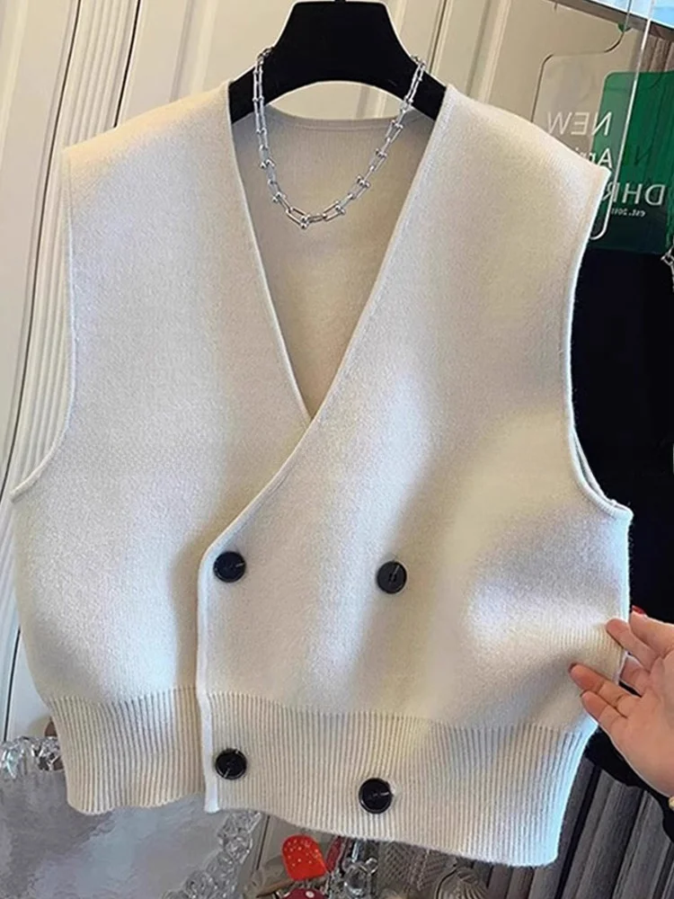 

V-Neck Knitted Vest Pure Color Sleeveless Knitwear Casual Style Women's Layering Top Button Design Straight Cut Autumn Wear