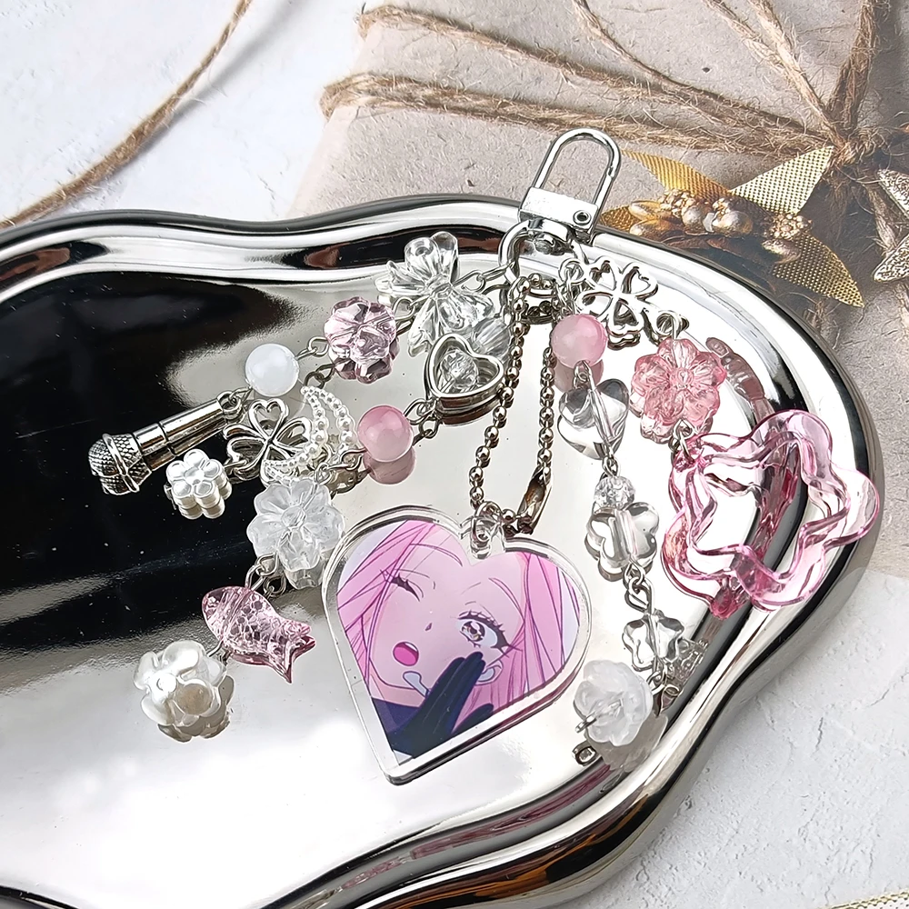 

Alien Stage Heart Acrylic Mizi And Sua Beaded Matching Keychains