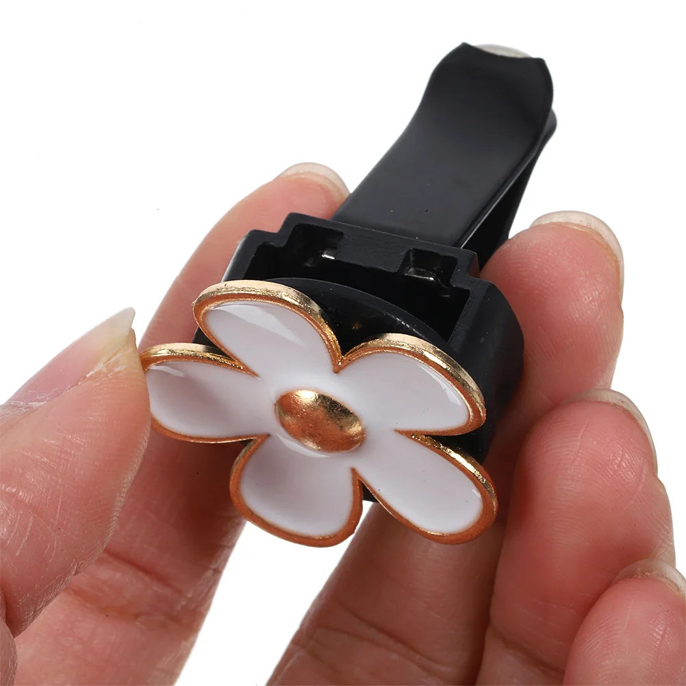 

12Pcs Car Air Freshener Clips Daisy Design Elegant Car Vent Clips Decor Durable Air Vent Accessories for Women