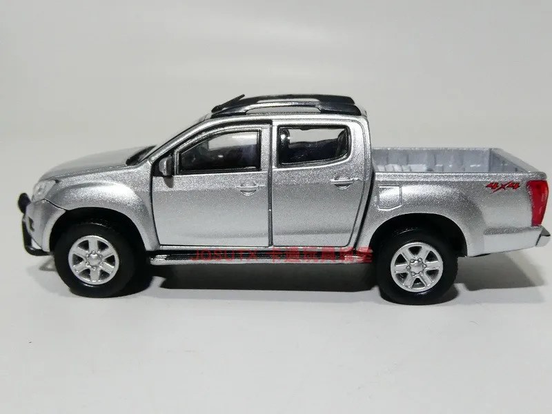 BM 1:64  ISUZU Pickup ISuzu D-MAX toy model car finished alloy open door silver