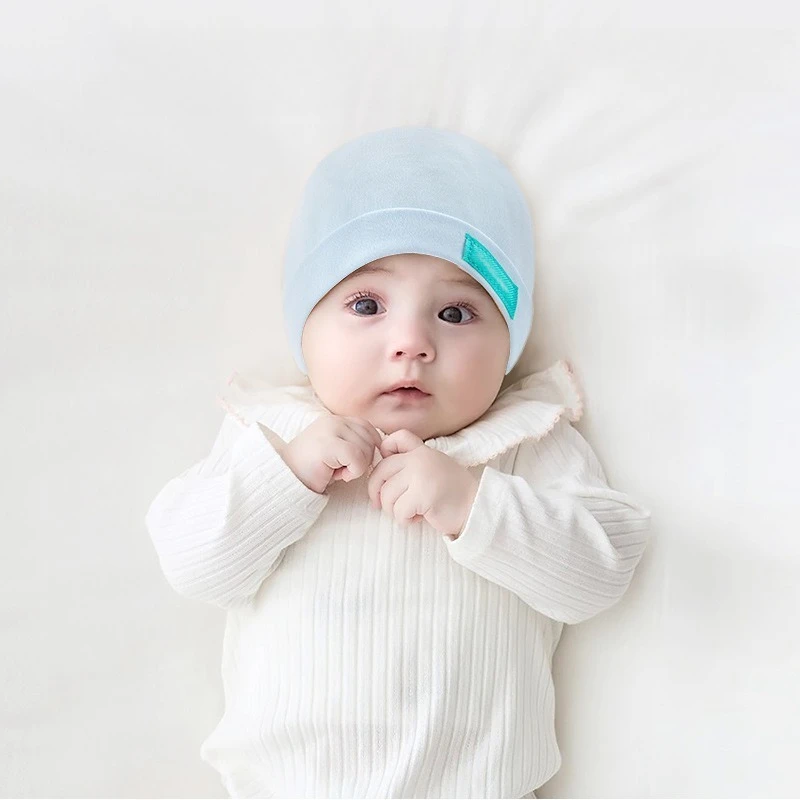 

Комплект из 2 шапочек для новорожденных: однотонные, однослойные, легкие, ветрозащитные, 100% хлопок, дышащие детские шапочки-бини