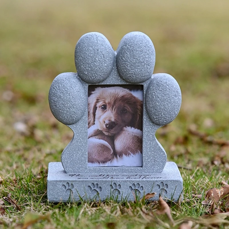 

Pet Memorial Stones with Picture Fram Sympathy Gift Paw Shaped Cat Headstones Resin Bereavement Gifts Commemoration Tombstone
