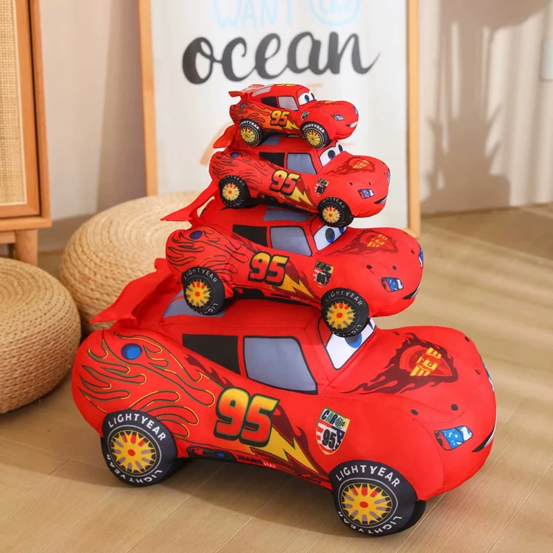 Disney-Jouet en peluche de course de beurre pour enfants, voiture McQueen, un cadeau de vacances parfait pour les enfants