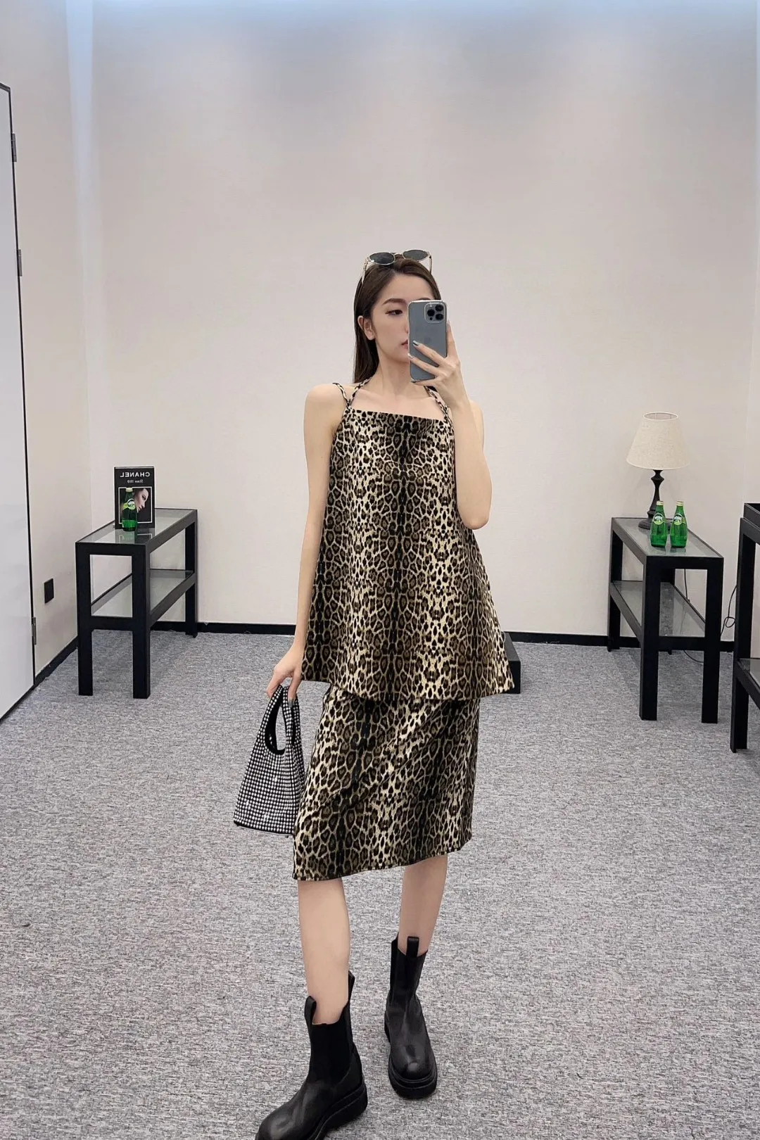 2024 outono novas roupas femininas de alta qualidade sexy e picante leopardo impressão regata e saia conjunto 0907