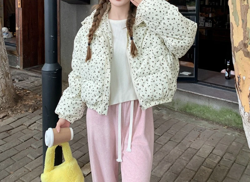 

2025 New Floral Cotton Jacket for Women's Winter Short Thick and Loose Cotton Jacket