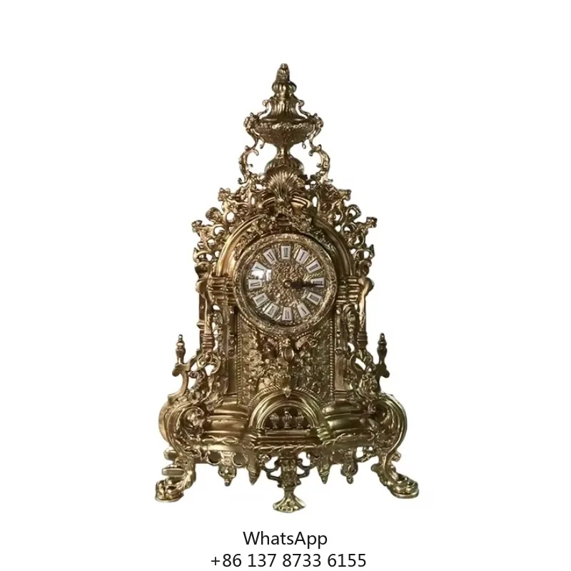 

Custom Brass Table Clock And Candlestick Luxury Exquisite Retro Desk Clock And Candlestick